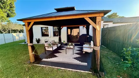 2451 SW 85th Terrace Miramar FL 33025