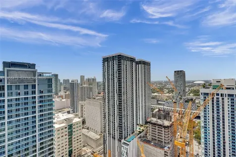 159 NE 6th Street Miami FL 33132