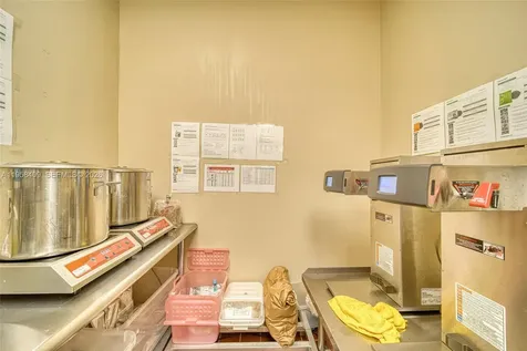 Boba Tea Restaurant For Sale In Flagler Street Miami FL 33174