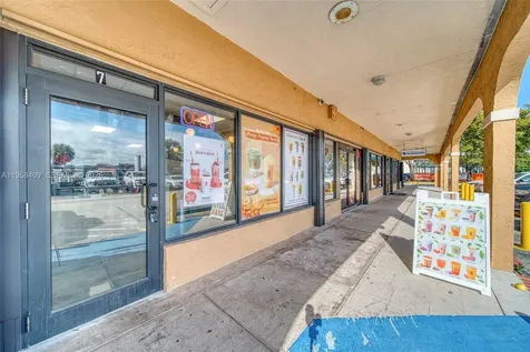 Boba Tea Restaurant For Sale In Flagler Street Miami FL 33174