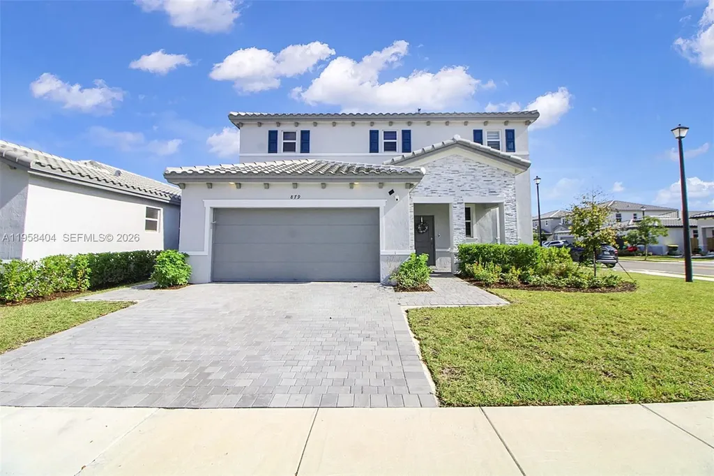 879 SE 26th Terrace Homestead FL 33035