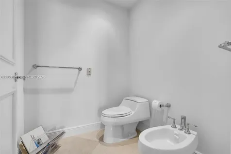785 Crandon Boulevard Key Biscayne FL 33149