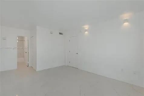 2851 Leonard Drive Aventura FL 33160