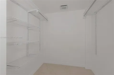 2851 Leonard Drive Aventura FL 33160