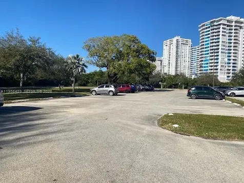 2851 Leonard Drive Aventura FL 33160