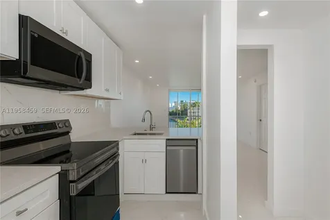 2851 Leonard Drive Aventura FL 33160