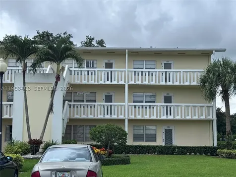 293 Dorset Boca Raton FL 33434