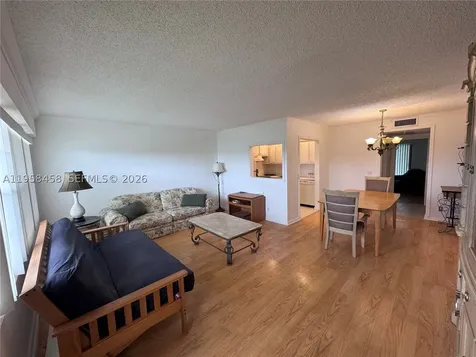 293 Dorset Boca Raton FL 33434