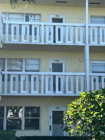 293 Dorset Boca Raton FL 33434