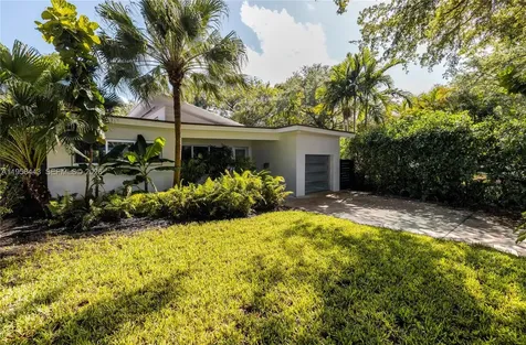 420 NE 87th Street El Portal FL 33138