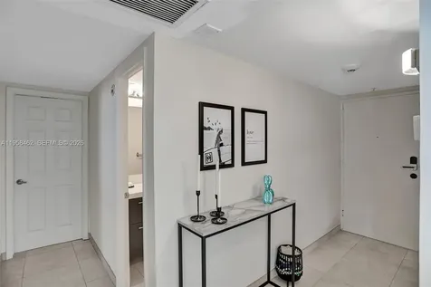 19390 Collins Avenue Sunny Isles Beach FL 33160