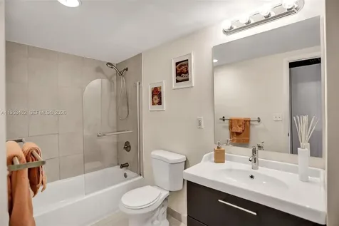 19390 Collins Avenue Sunny Isles Beach FL 33160