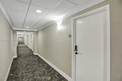 19390 Collins Avenue Sunny Isles Beach FL 33160