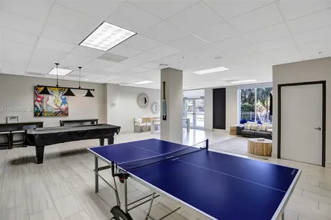 19390 Collins Avenue Sunny Isles Beach FL 33160