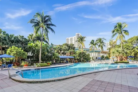 19390 Collins Avenue Sunny Isles Beach FL 33160