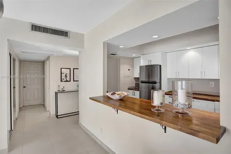 19390 Collins Avenue Sunny Isles Beach FL 33160