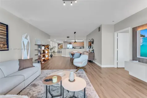14951 Royal Oaks Lane North Miami FL 33181