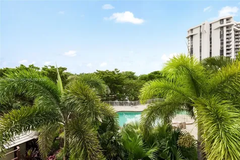 1000 Quayside Terrace Miami FL 33138