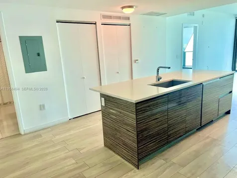 460 NE 28th Street Miami FL 33137