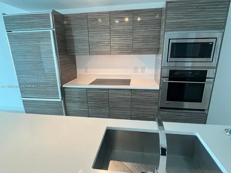 460 NE 28th Street Miami FL 33137
