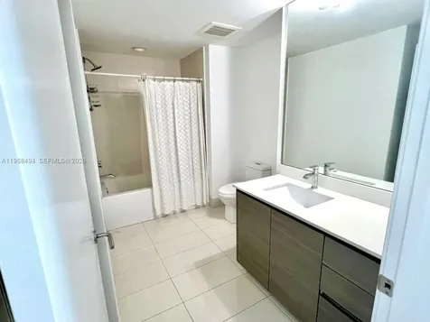 460 NE 28th Street Miami FL 33137