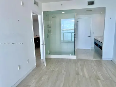 460 NE 28th Street Miami FL 33137