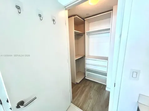 460 NE 28th Street Miami FL 33137