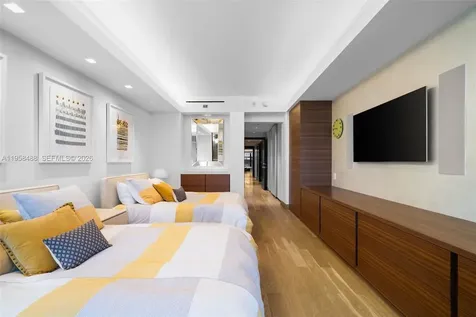 9999 Collins Avenue Bal Harbour FL 33154