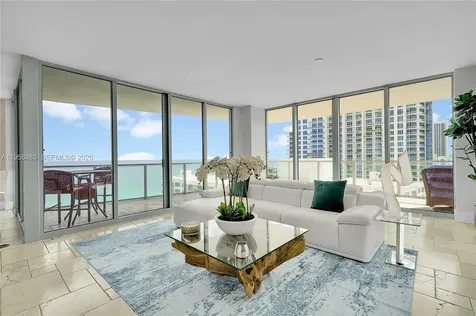 3101 S Ocean Hollywood FL 33019