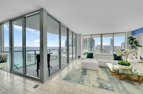 3101 S Ocean Hollywood FL 33019
