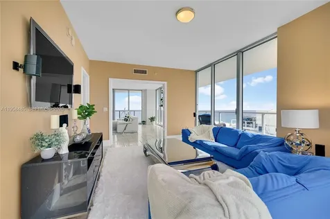 3101 S Ocean Hollywood FL 33019