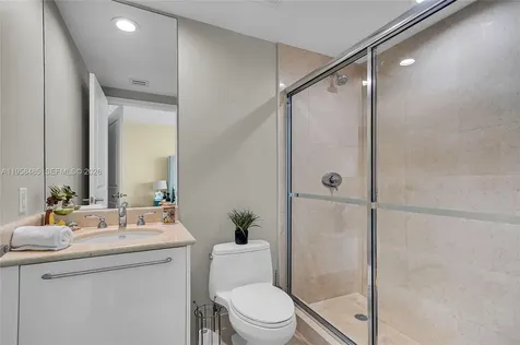 3101 S Ocean Hollywood FL 33019