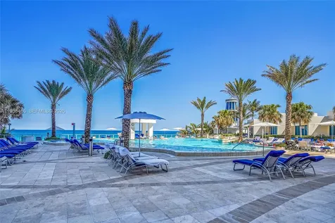 3101 S Ocean Hollywood FL 33019