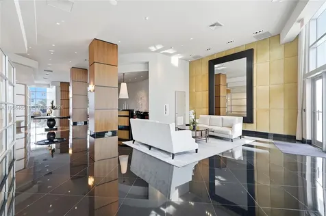 3101 S Ocean Hollywood FL 33019