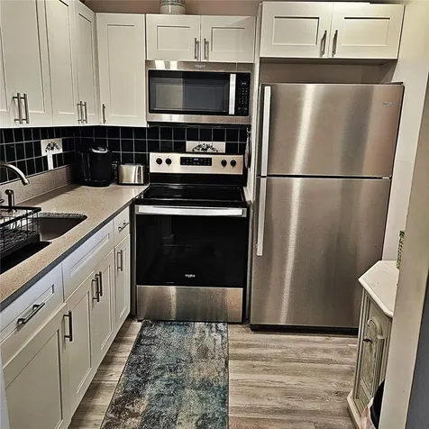 275 Farnham L Deerfield Beach FL 33442