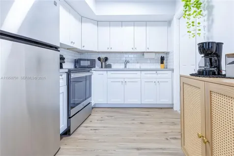 2748 NE 32nd Street Fort Lauderdale FL 33306