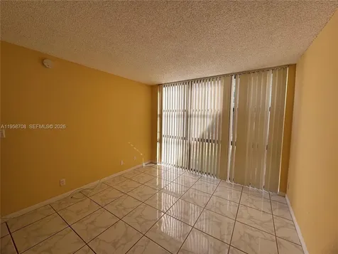 16919 N Bay Road Sunny Isles Beach FL 33160