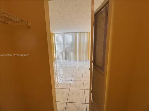 16919 N Bay Road Sunny Isles Beach FL 33160