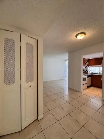 16919 N Bay Road Sunny Isles Beach FL 33160