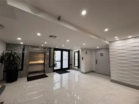 16919 N Bay Road Sunny Isles Beach FL 33160