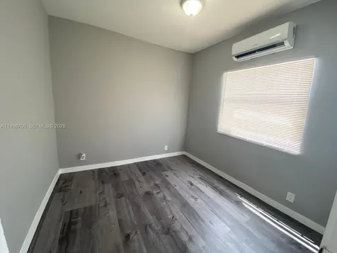 2126 NW Flagler Terrace Miami FL 33125
