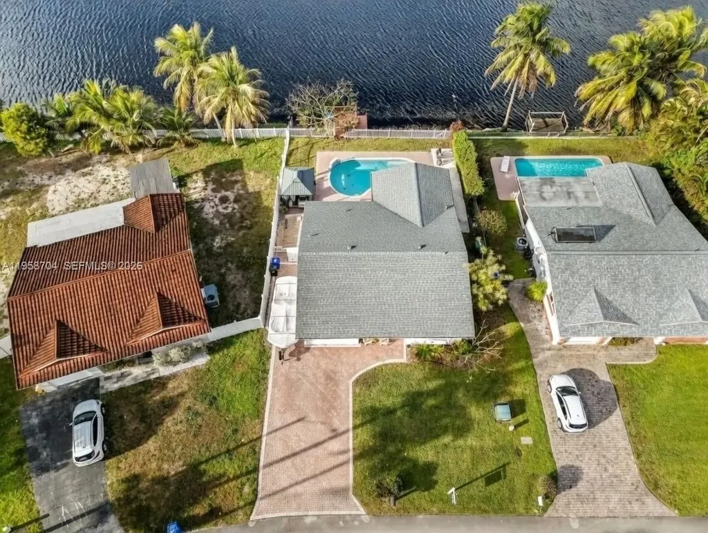 3371 NW 67th Street Fort Lauderdale FL 33309