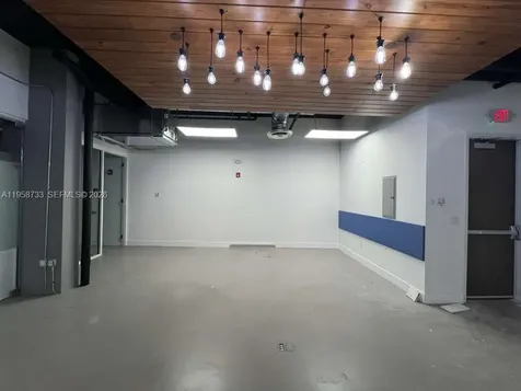 20200 W Dixie Highway Miami FL 33180