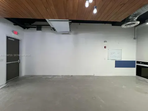 20200 W Dixie Highway Miami FL 33180