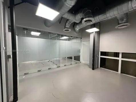 20200 W Dixie Highway Miami FL 33180