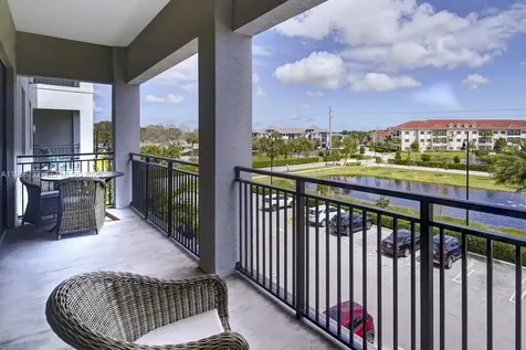 3319 Central Gardens Circle Palm Beach Gardens FL 33418