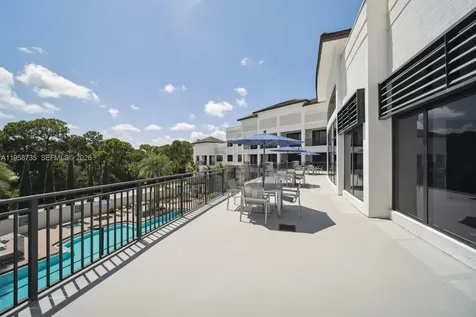 3333 Central Gardens Circle Palm Beach Gardens FL 33418