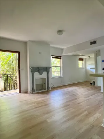 4812 Pine Tree Drive Miami Beach FL 33140