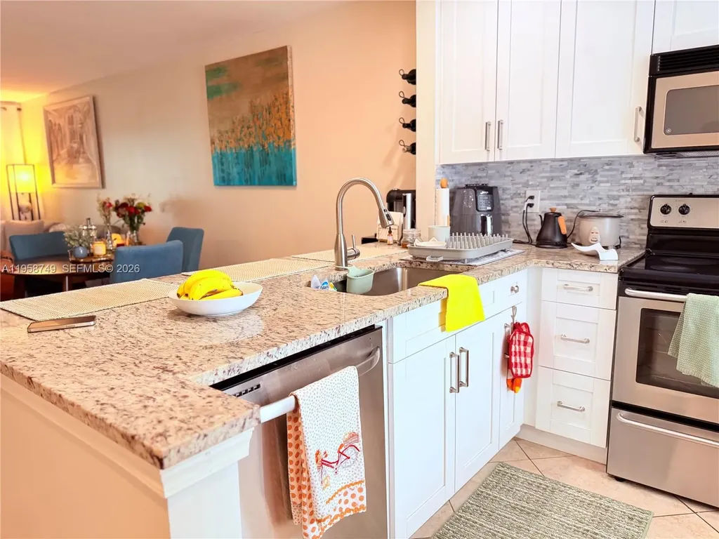 3370 Beau Rivage Drive Pompano Beach FL 33064