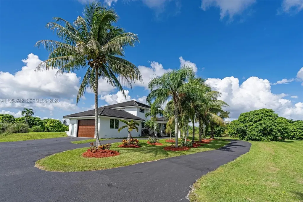 20520 SW 190th Street Miami FL 33187